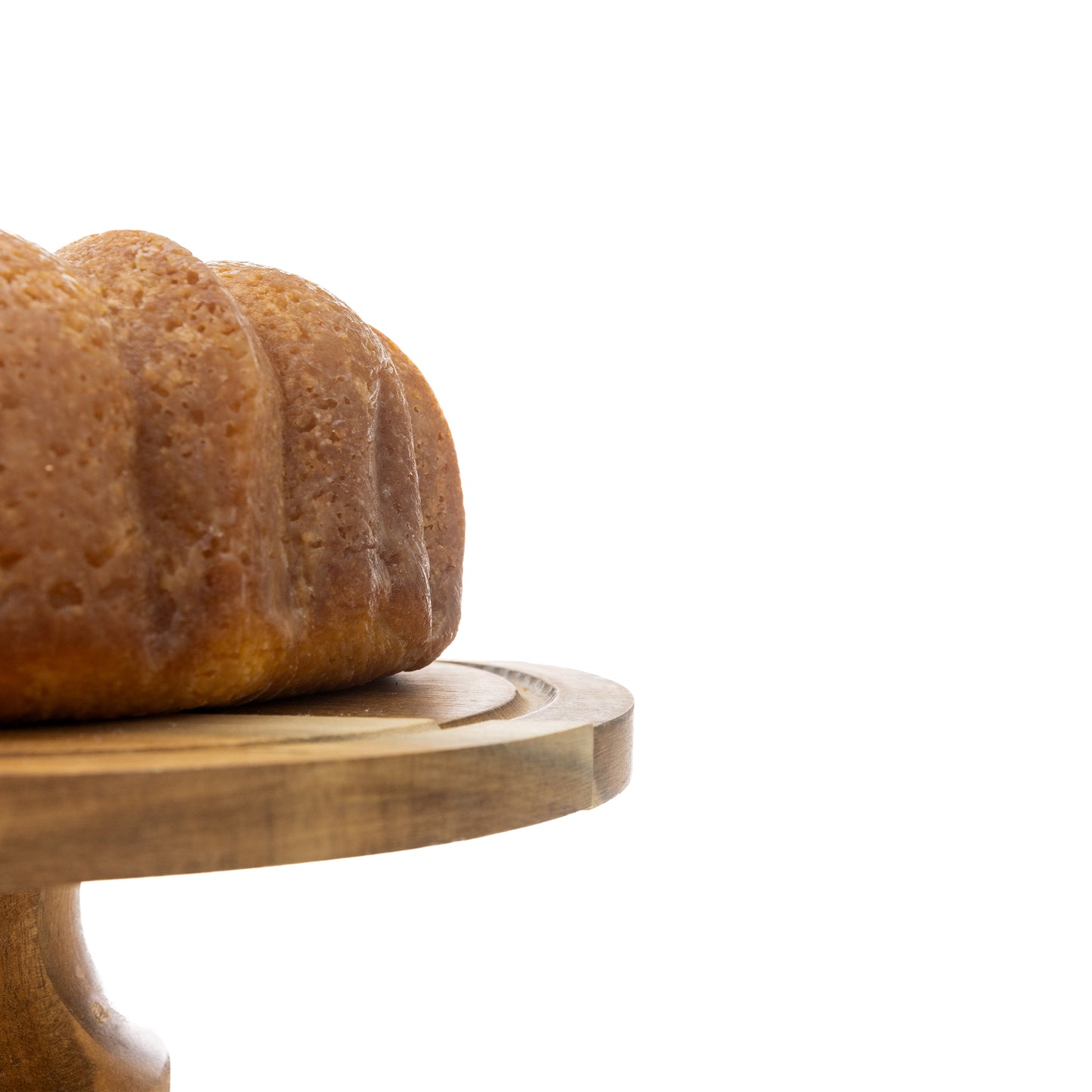 BUTTERMILK VANILLA POUND CAKE